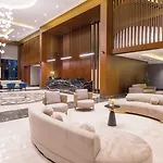 Crowne Plaza By Ihg Hotel