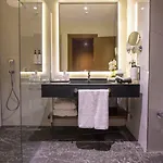 Crowne Plaza By Ihg Hotel
