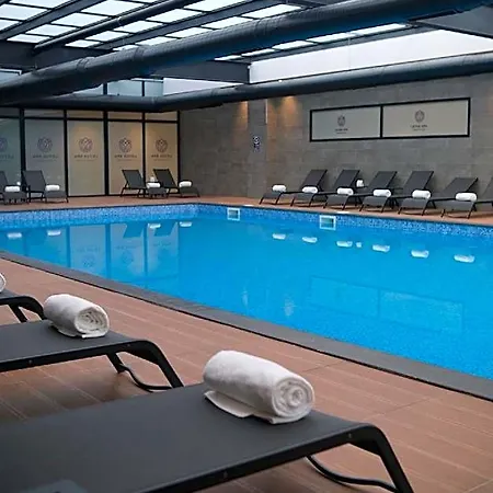 Crowne Plaza By Ihg