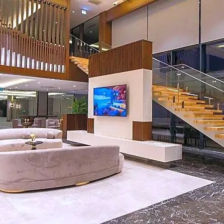 Hotell Crowne Plaza By Ihg 4*